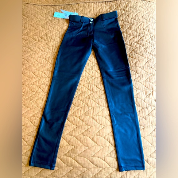 Freddy skinny leg black leather look pants - Picture 1 of 8